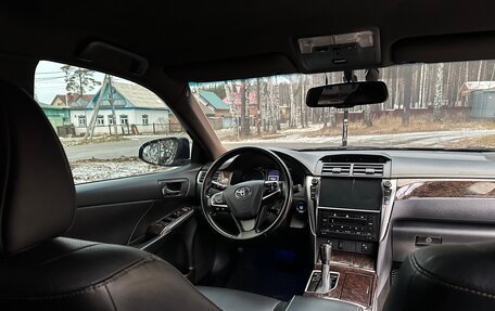 Toyota Camry, 2017 год, 2 200 000 рублей, 9 фотография