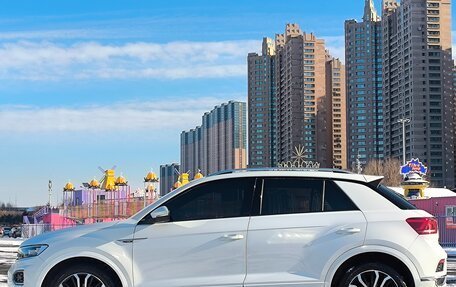 Volkswagen T-Roc I, 2021 год, 1 580 000 рублей, 4 фотография