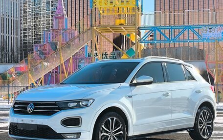 Volkswagen T-Roc I, 2021 год, 1 580 000 рублей, 3 фотография