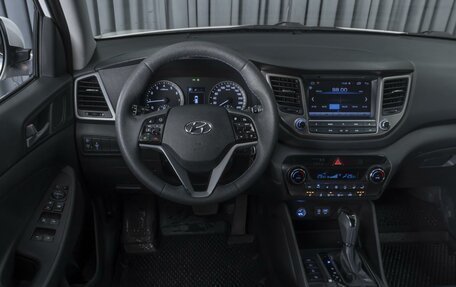 Hyundai Tucson III, 2018 год, 2 067 000 рублей, 13 фотография