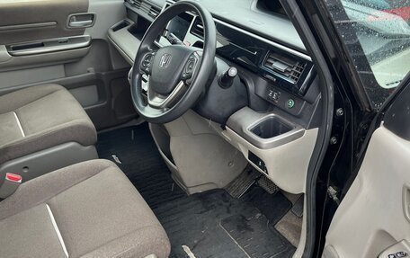 Honda Stepwgn IV, 2018 год, 1 150 000 рублей, 10 фотография