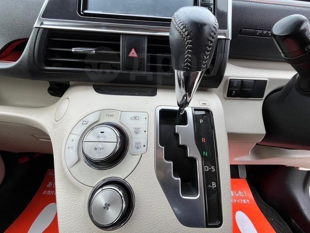 Toyota Sienta II, 2017 год, 786 014 рублей, 5 фотография