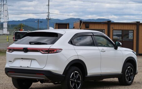 Honda Vezel, 2022 год, 1 550 000 рублей, 5 фотография