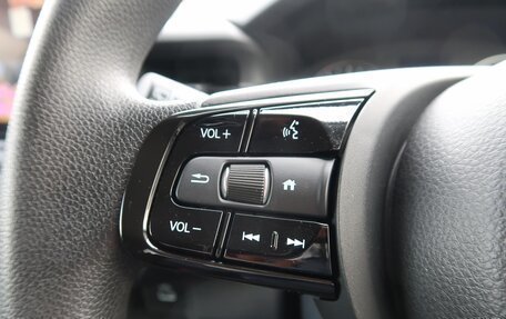 Honda Vezel, 2022 год, 1 550 000 рублей, 24 фотография