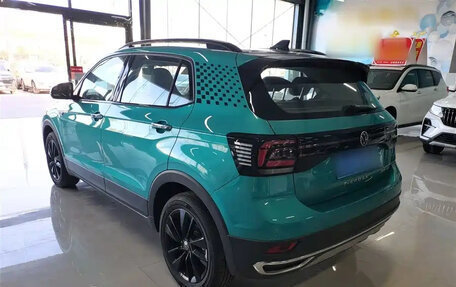 Volkswagen T-Cross I, 2023 год, 2 554 000 рублей, 7 фотография