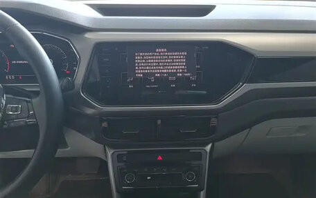 Volkswagen T-Cross I, 2023 год, 2 554 000 рублей, 13 фотография