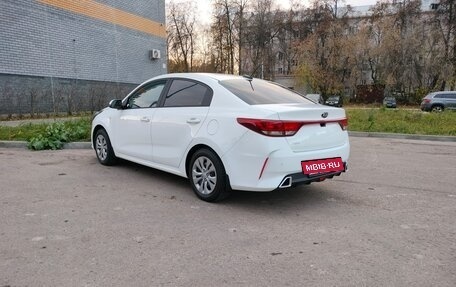 KIA Rio IV, 2021 год, 1 800 000 рублей, 6 фотография