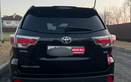 Toyota Highlander III, 2014 год, 3 050 000 рублей, 4 фотография