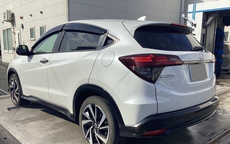 Honda Vezel, 2021 год, 1 275 000 рублей, 7 фотография
