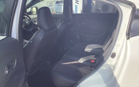Honda Vezel, 2021 год, 1 275 000 рублей, 13 фотография