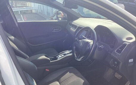 Honda Vezel, 2021 год, 1 275 000 рублей, 11 фотография