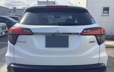 Honda Vezel, 2021 год, 1 275 000 рублей, 6 фотография