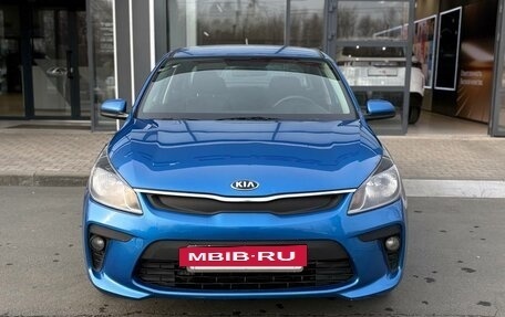 KIA Rio IV, 2017 год, 1 076 000 рублей, 2 фотография