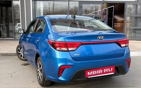 KIA Rio IV, 2017 год, 1 076 000 рублей, 7 фотография