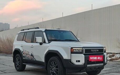 Toyota Land Cruiser Prado, 2025 год, 10 370 000 рублей, 3 фотография