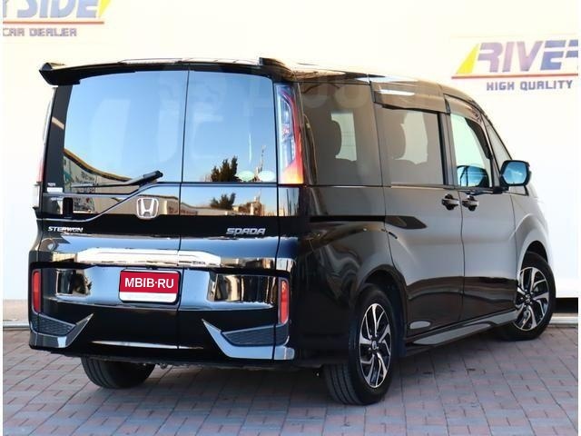 Honda Stepwgn V рестайлинг, 2021 год, 1 658 397 рублей, 3 фотография