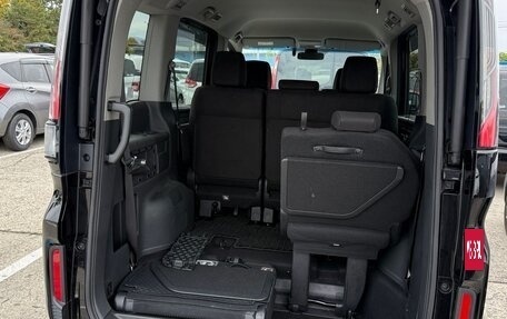 Honda Stepwgn IV, 2020 год, 1 785 000 рублей, 13 фотография