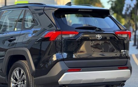 Toyota RAV4, 2025 год, 4 150 000 рублей, 20 фотография