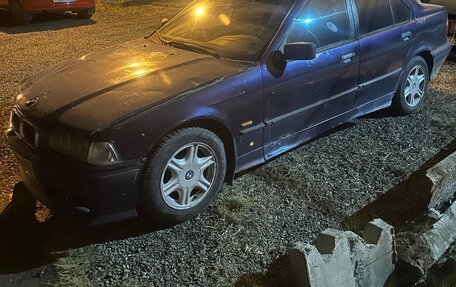 BMW 3 серия, 1997 год, 160 000 рублей, 1 фотография