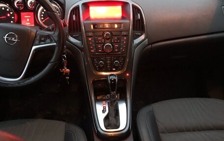 Opel Astra J, 2013 год, 927 000 рублей, 4 фотография