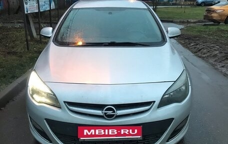 Opel Astra J, 2013 год, 927 000 рублей, 3 фотография