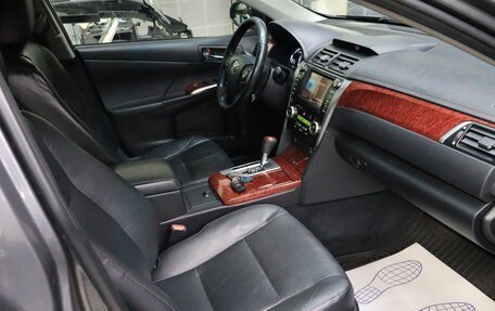 Toyota Camry, 2013 год, 1 400 000 рублей, 9 фотография