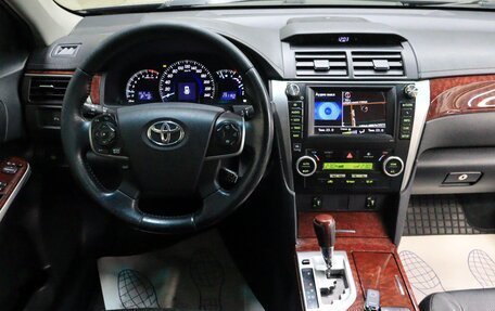 Toyota Camry, 2013 год, 1 400 000 рублей, 13 фотография