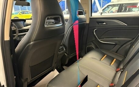 FAW Bestune T77, 2024 год, 2 485 000 рублей, 9 фотография