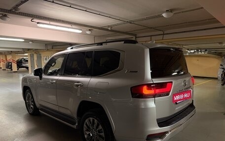 Toyota Land Cruiser, 2021 год, 11 500 000 рублей, 4 фотография