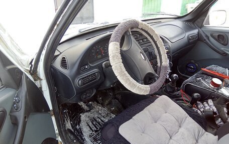 Chevrolet Niva I рестайлинг, 2004 год, 218 000 рублей, 5 фотография