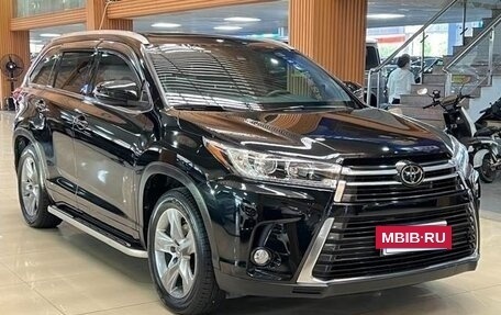 Toyota Highlander III, 2021 год, 3 670 000 рублей, 3 фотография