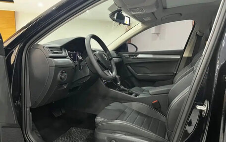 Skoda Superb III рестайлинг, 2024 год, 2 735 000 рублей, 7 фотография