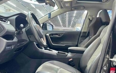 Toyota RAV4, 2022 год, 3 250 000 рублей, 5 фотография