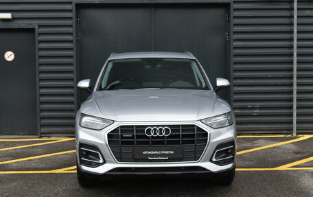 Audi Q5, 2021 год, 5 850 000 рублей, 2 фотография