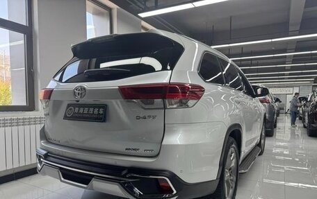 Toyota Highlander III, 2021 год, 3 890 000 рублей, 5 фотография