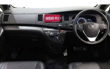 Toyota ISis I, 2016 год, 1 323 000 рублей, 5 фотография