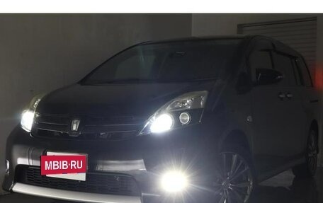 Toyota ISis I, 2016 год, 1 323 000 рублей, 23 фотография