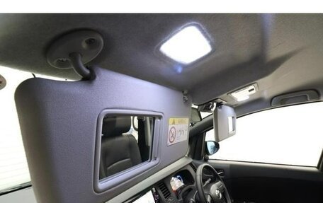 Toyota ISis I, 2016 год, 1 323 000 рублей, 36 фотография