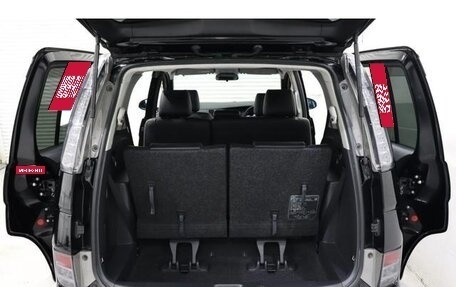 Toyota ISis I, 2016 год, 1 323 000 рублей, 31 фотография