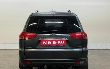 Mitsubishi Pajero Sport II рестайлинг, 2013 год, 1 477 000 рублей, 4 фотография