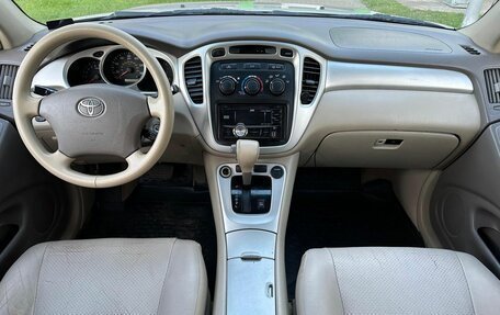 Toyota Highlander III, 2005 год, 990 000 рублей, 9 фотография