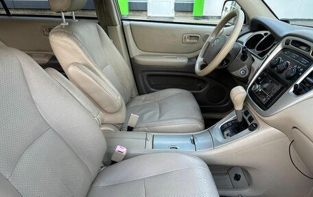 Toyota Highlander III, 2005 год, 990 000 рублей, 10 фотография
