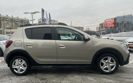 Renault Sandero II рестайлинг, 2019 год, 1 180 000 рублей, 3 фотография