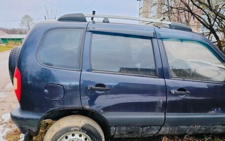 Chevrolet Niva I рестайлинг, 2005 год, 180 000 рублей, 4 фотография