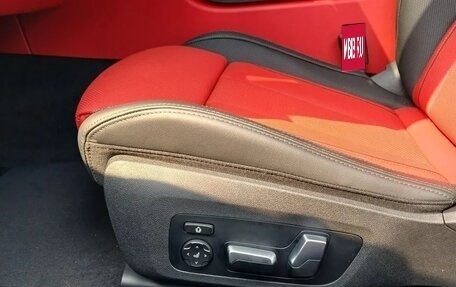 BMW 8 серия, 2025 год, 11 990 000 рублей, 12 фотография