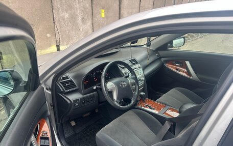 Toyota Camry, 2008 год, 1 250 000 рублей, 6 фотография