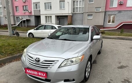 Toyota Camry, 2008 год, 1 250 000 рублей, 2 фотография