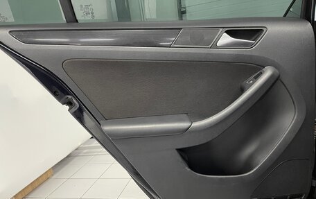 Volkswagen Jetta VI, 2012 год, 999 000 рублей, 21 фотография