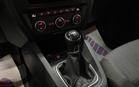 Volkswagen Jetta VI, 2012 год, 999 000 рублей, 16 фотография