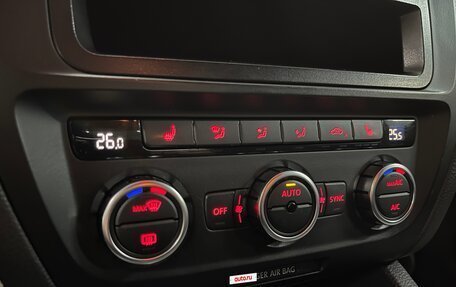 Volkswagen Jetta VI, 2012 год, 999 000 рублей, 14 фотография